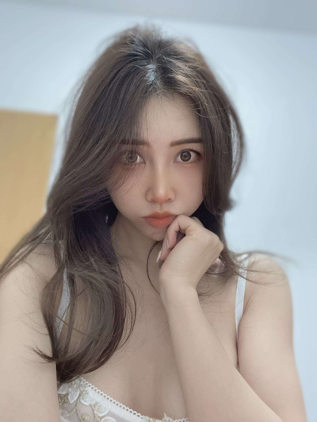 伦敦私做女生 jojo 24岁 167 48kg6721 作者:jojo 帖子ID:3609 